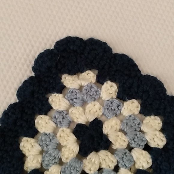 Crochet Blanket - Picture 3 of 4